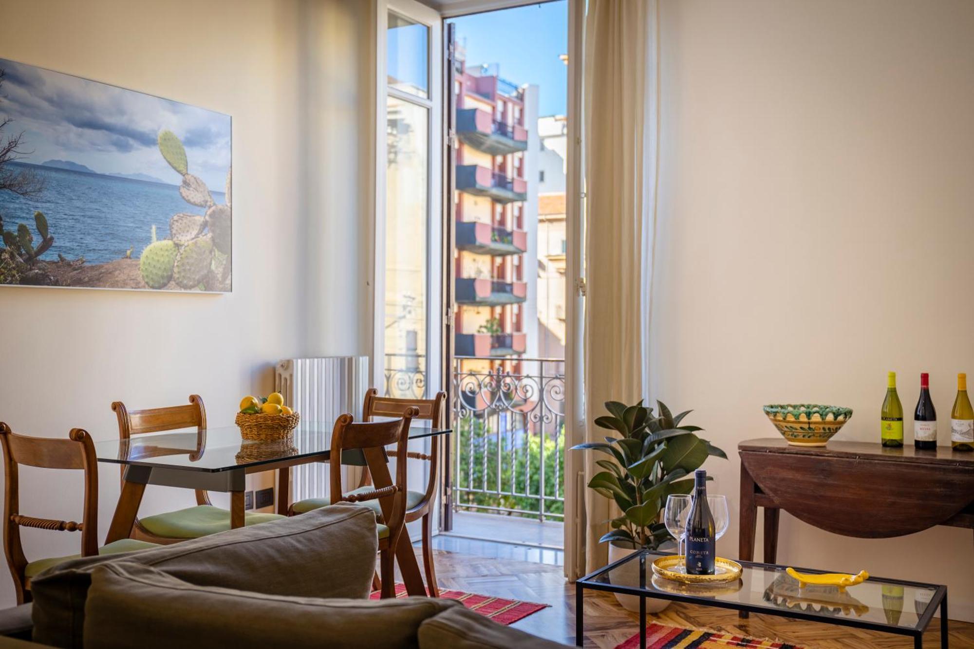 Palazzo Planeta Apartment Palermo Bagian luar foto